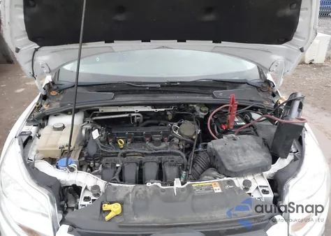 2013 Ford Focus Se z USA, uszkodzony, nr VIN 1FADP3F25DL332453